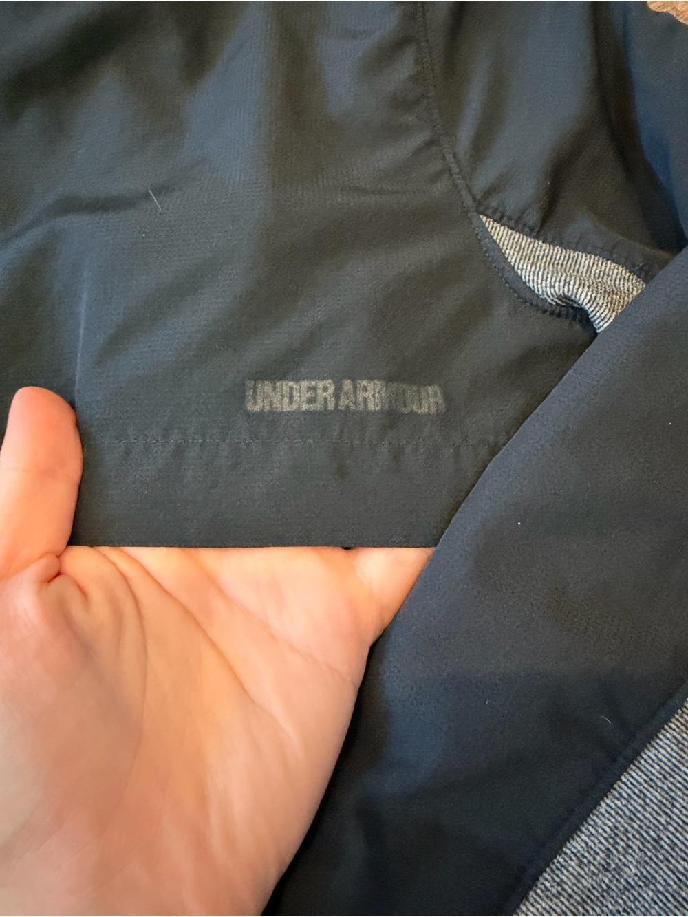 Under Armour ColdGear Youth Small Gray Black Full Zip Hooded Jacket YSM - Picture 5 of 5